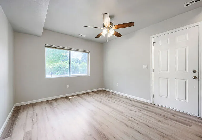 3122-101 Illinois Ave #1 — Photo 3