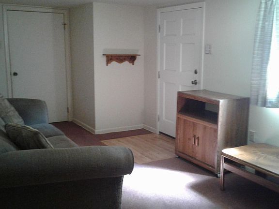 4th image of 1231 S Carrollton Ave