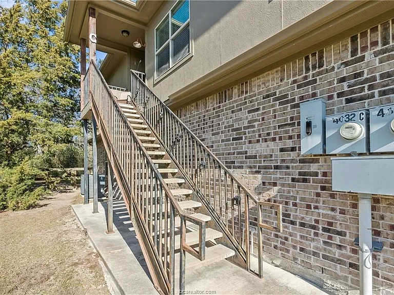4032 Golden Eagle Dr #C — Photo 1
