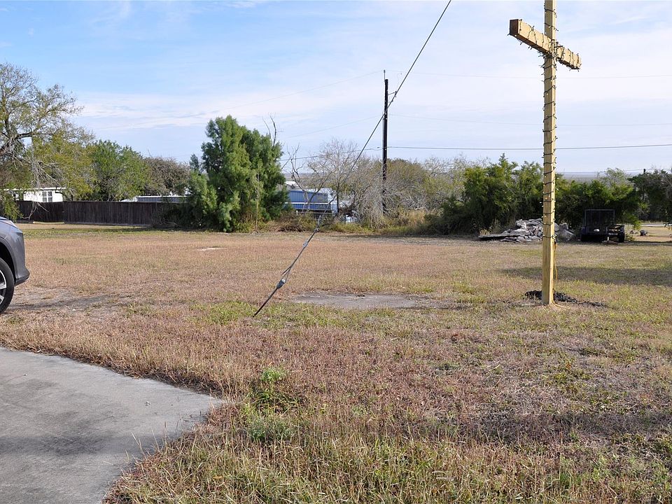 2nd image of 0 Leopard St
