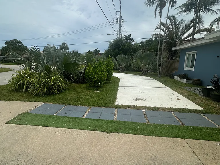 2304 SE 13th Ct — Photo 8
