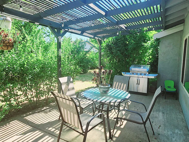 8401 La Riviera Dr — Photo 21