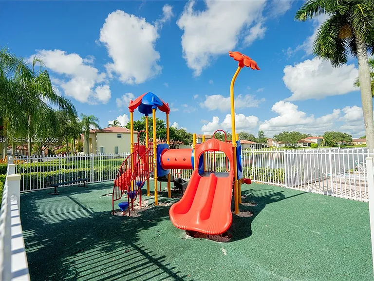 16219 Emerald Cove Rd #0 — Photo 27