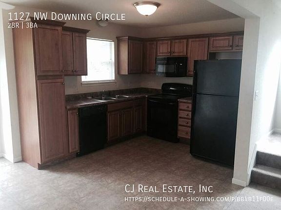 3rd image of 1127 NW Downing Cir