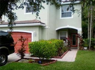 3933 Crescent Creek Dr, Coconut Creek, FL 33073