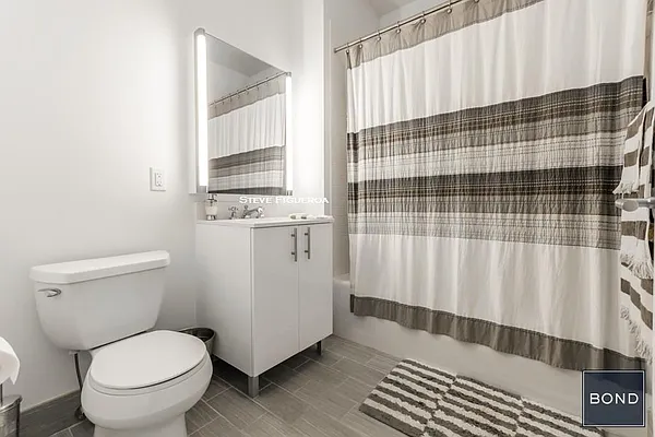 Rented by Bond New York | media 9