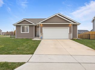 232 Pike Cir, Waukee, IA 50263