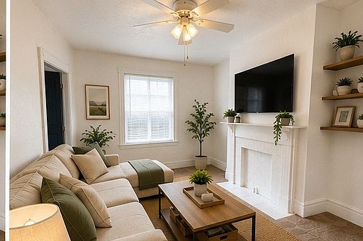4th image of 333 Lacey Way