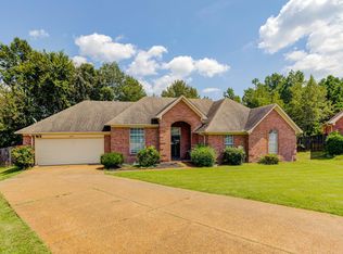 6945 Waters Bend Cv, Memphis, TN 38141