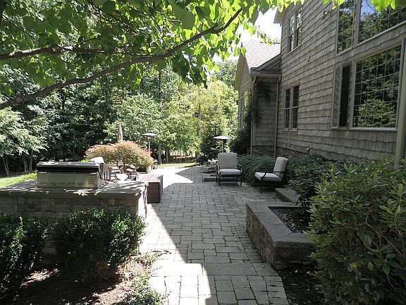 5th image of 3637 Regency Woods Trl