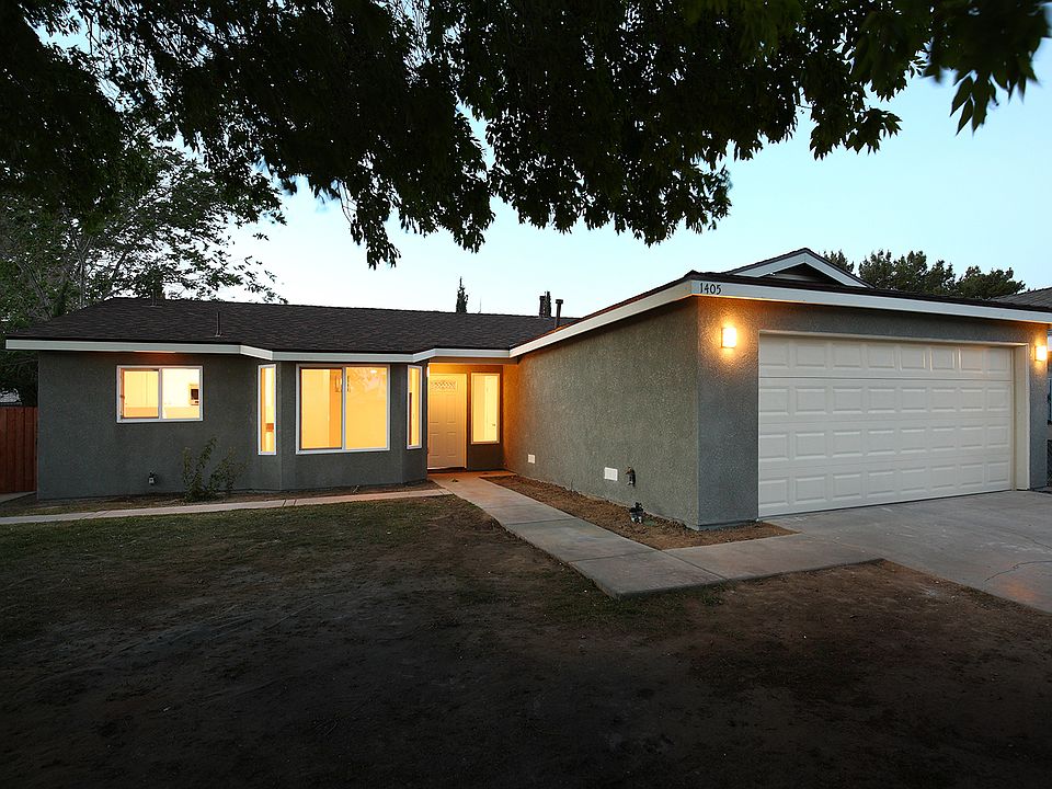 1st image of 1405 W Avenue H8