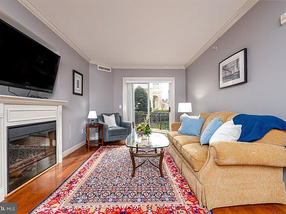 5th image of 5 Park Pl APT 102