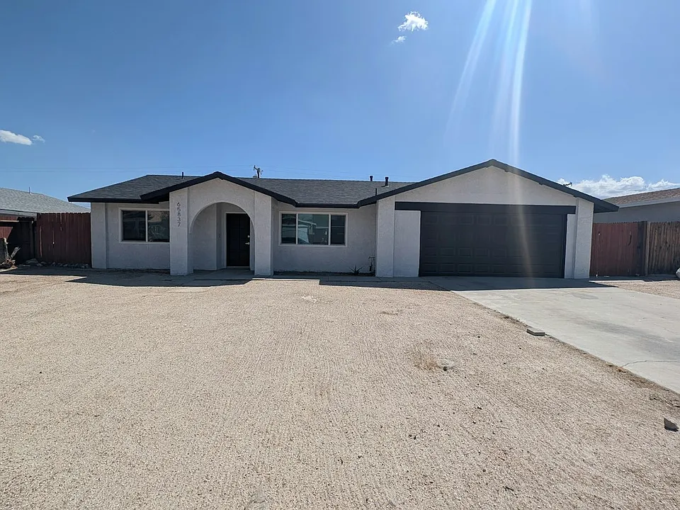 65837 Cahuilla Ave