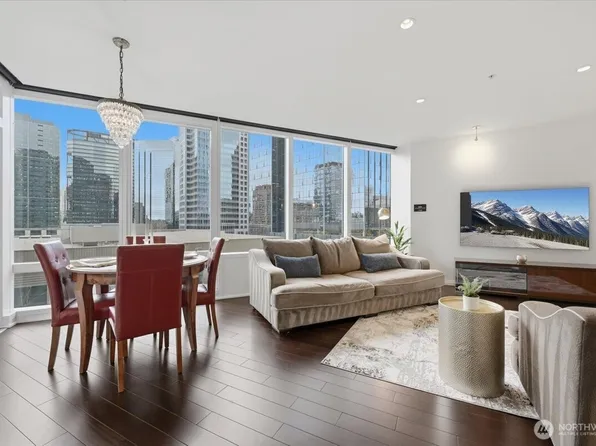 10700 NE 4th Street #1006, Bellevue, WA 98004