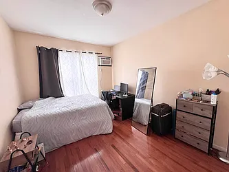 Rented by Amorelli Realty