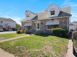 400 Newport Ave, Pawtucket, RI 02861