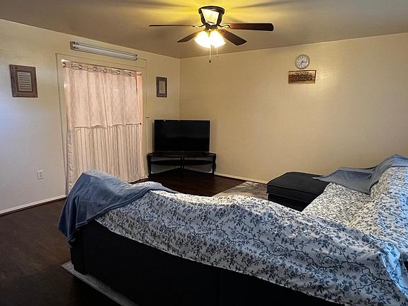 3rd image of 2024 Kennicott Rd