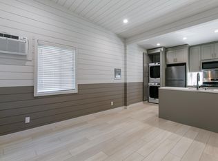 4206 S Centinela Ave APT C, Los Angeles, CA 90066
