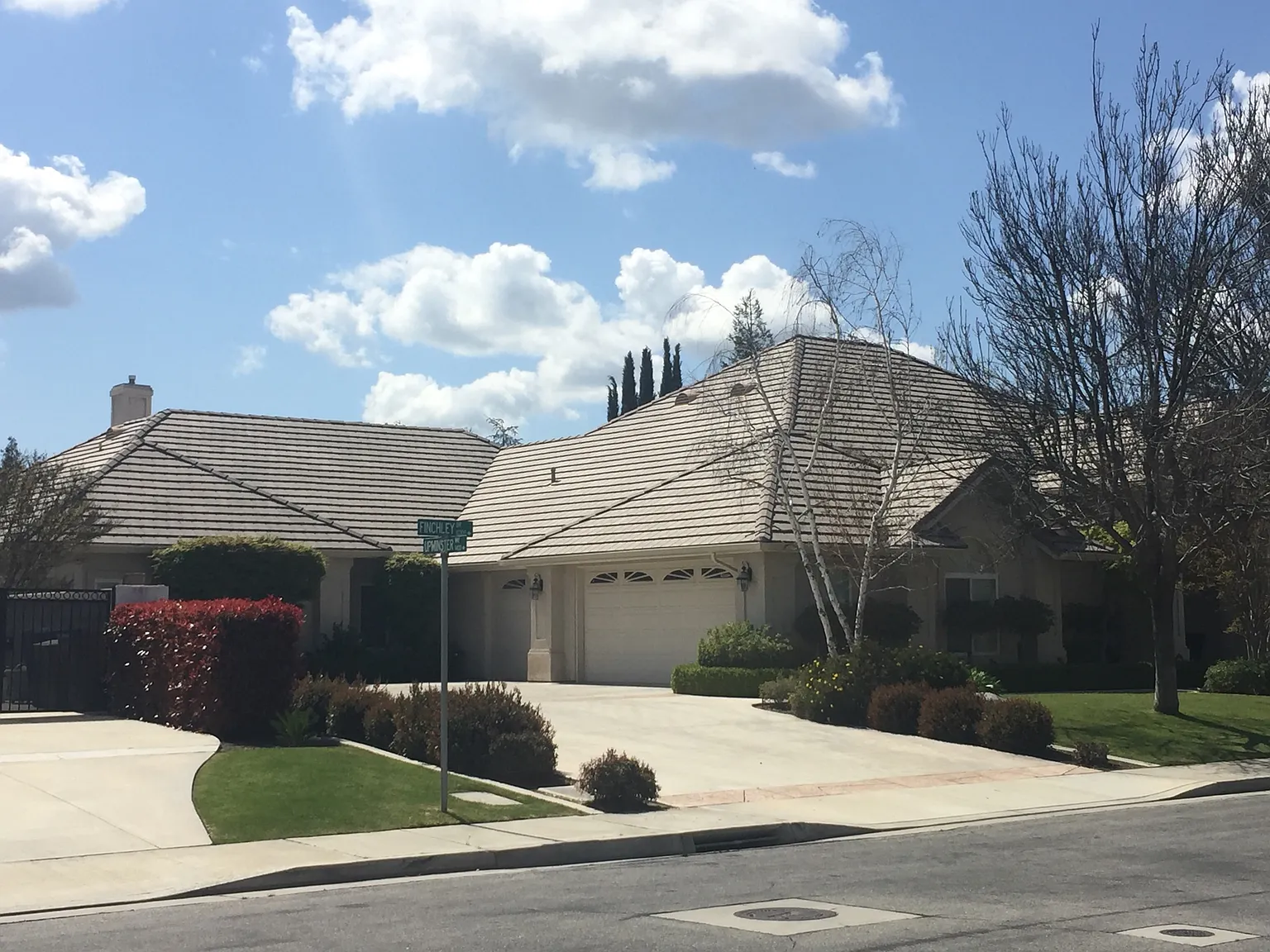 10301 Finchley Dr photo 1