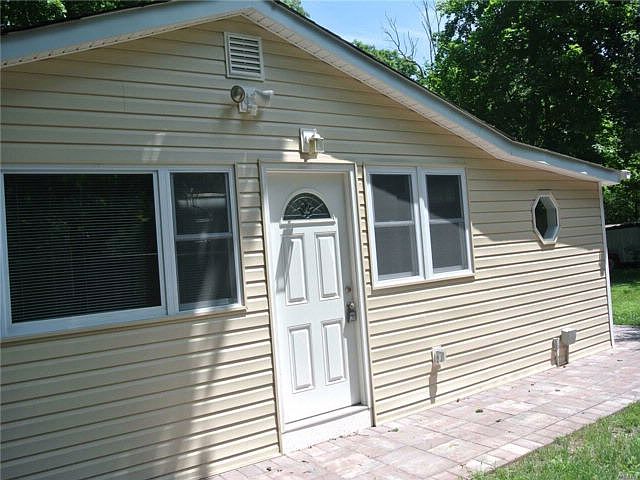 1st image of 16B Stratford Ave
