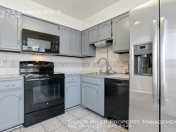 3rd image of 9933 Campus Way S