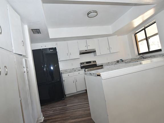 4th image of 16707 Silver Moss Dr