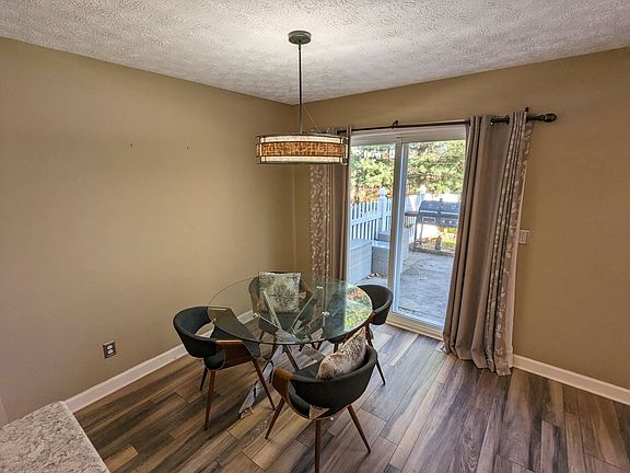 5th image of 1457 Hollow Wood Ln