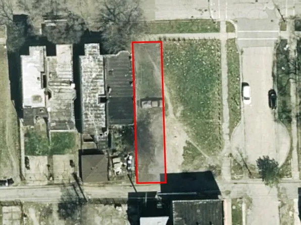 3907 W Grenshaw St, Chicago, IL 60624