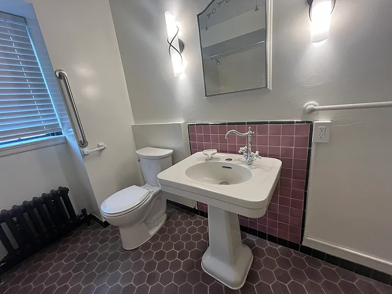 1400 N St #5 — Photo 10