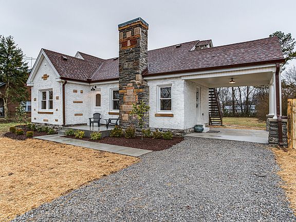 2nd image of 1002 S Cannon Blvd
