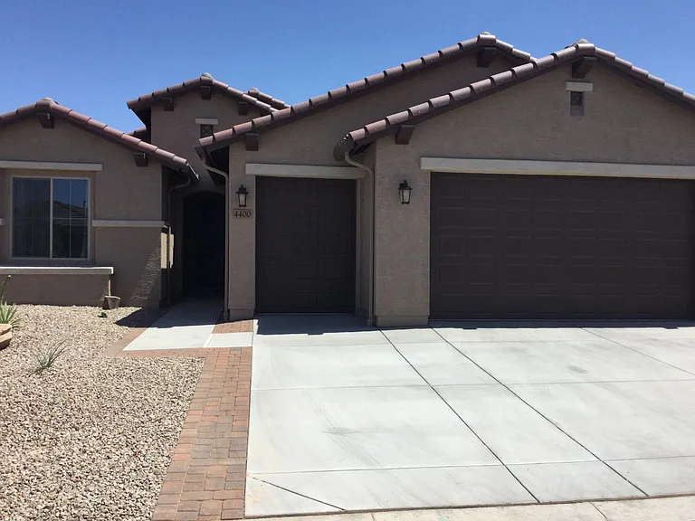 4400 W Ruby Dr — Photo 1