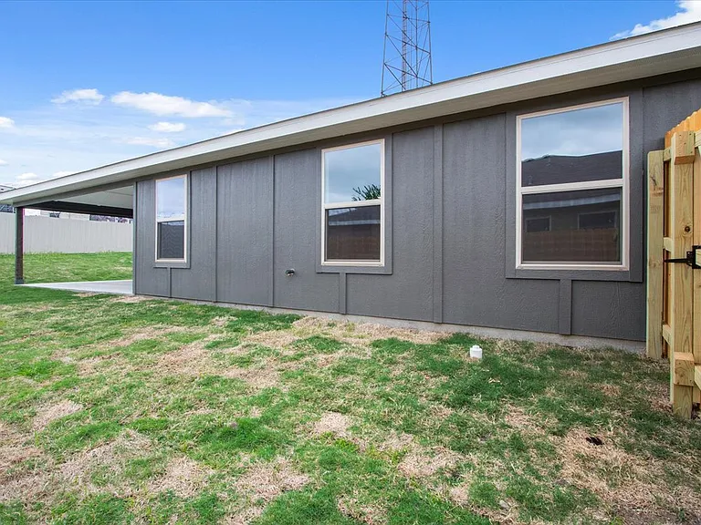 797 Freedom Cir — Photo 30