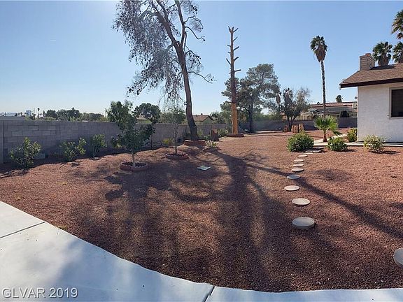 5th image of 3260 S Torrey Pines Dr