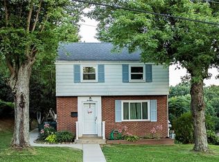 17 Ocenas Ave, Pittsburgh, PA