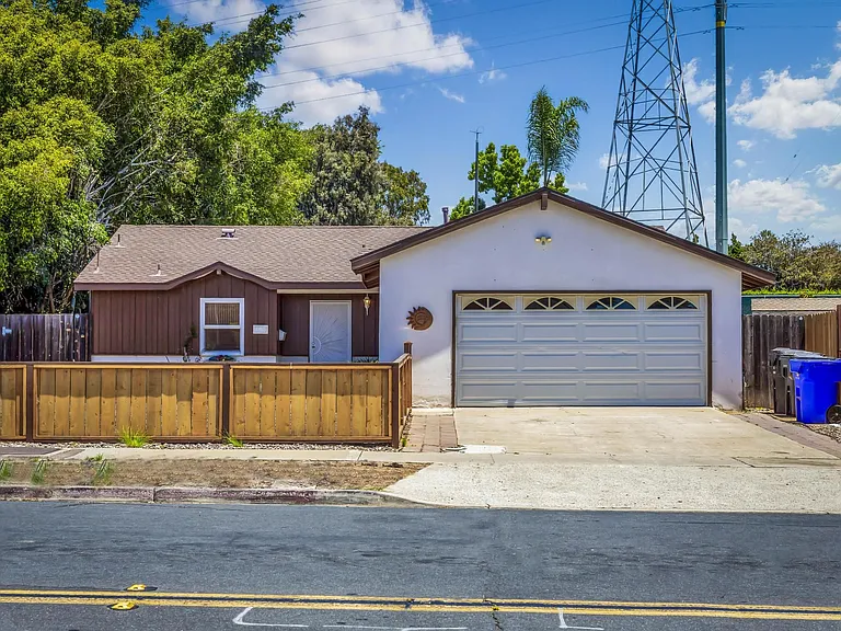 4191 Mount Everest Blvd — Photo 46