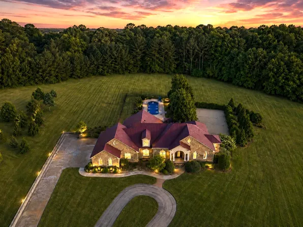 2601 Littleleaf Ln, Hillsborough, NC 27278