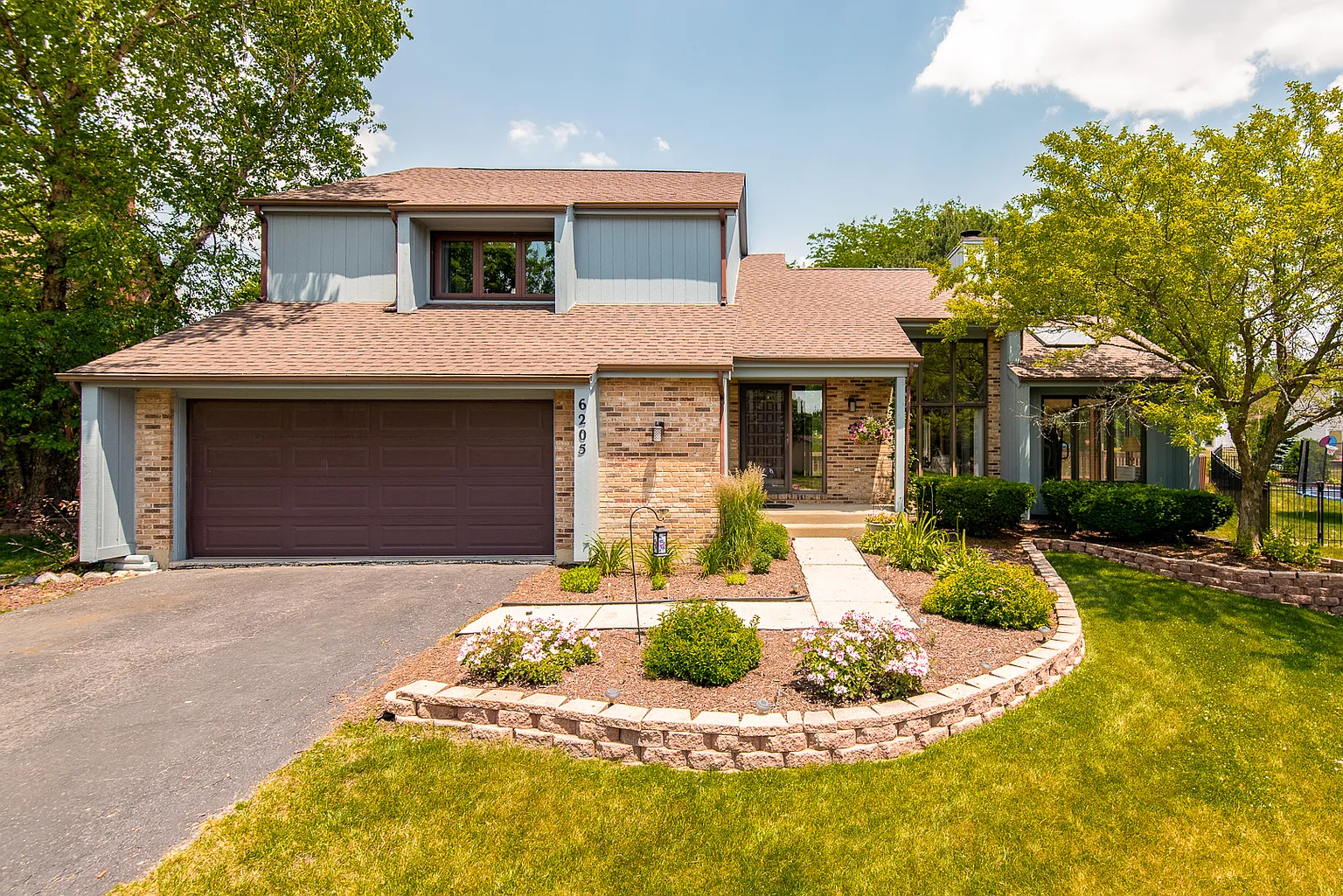 6205 Essex Ct photo 1