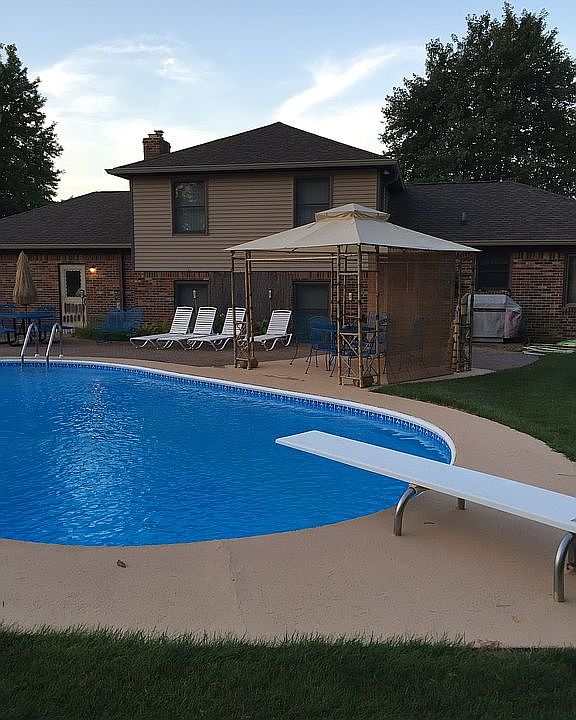 1st image of 7194 Sandalwood Dr