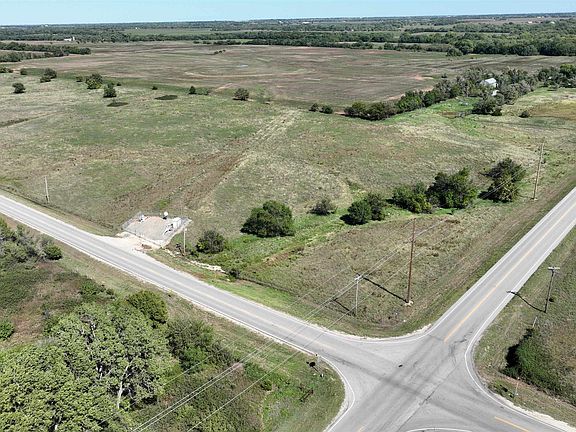 3rd image of 0 W Macarthur Rd Tract 1
