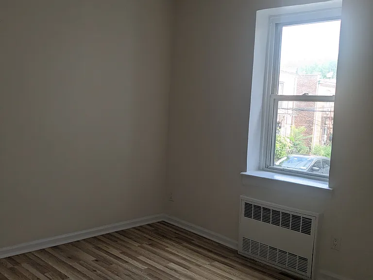 41-24 50th St #LC — Photo 6