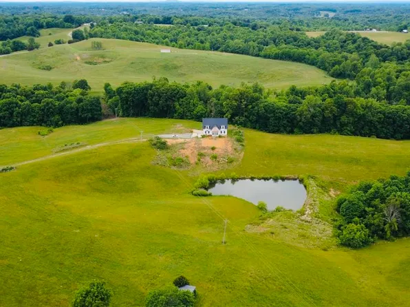 631 Picketts Chapel Church Rd, Greensburg, KY 42743