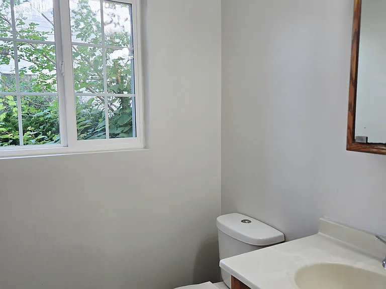 960 Autumn Ln — Photo 16