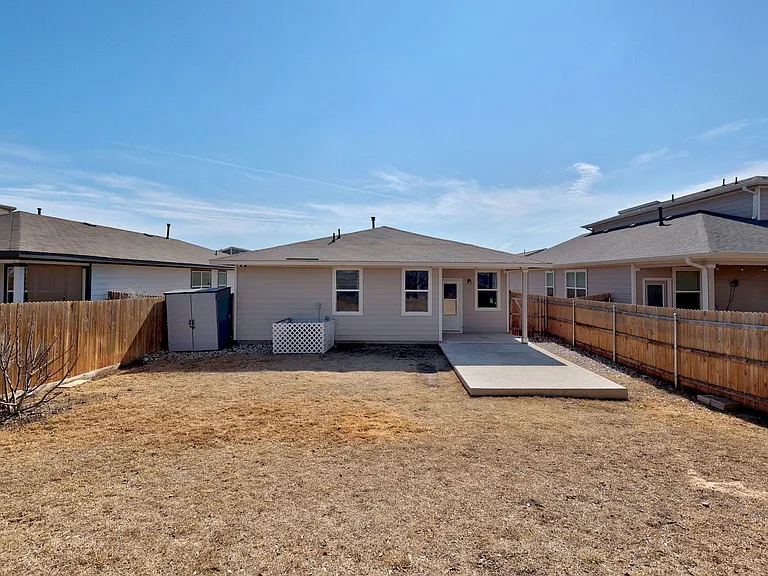 129 Cupreata Ln — Photo 27