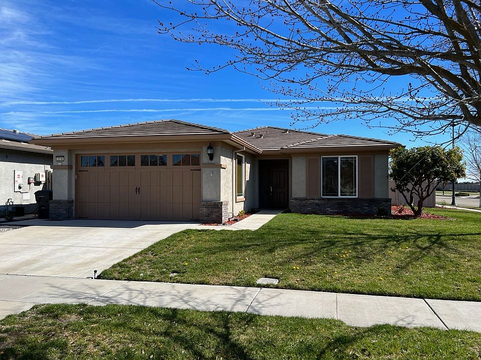 1st image of 2318 Acorn Meadows Ln