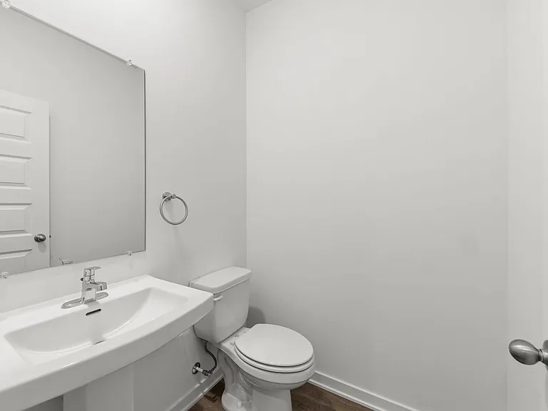 1733 Stable Ln — Photo 12