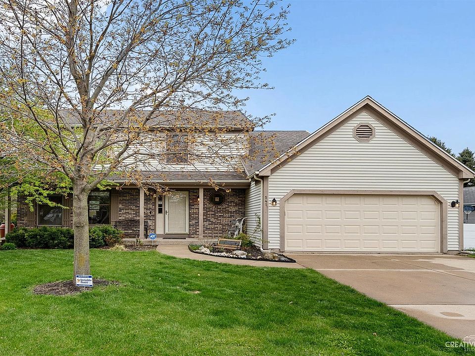541 Rees St, Hinckley, IL 60520 Zillow