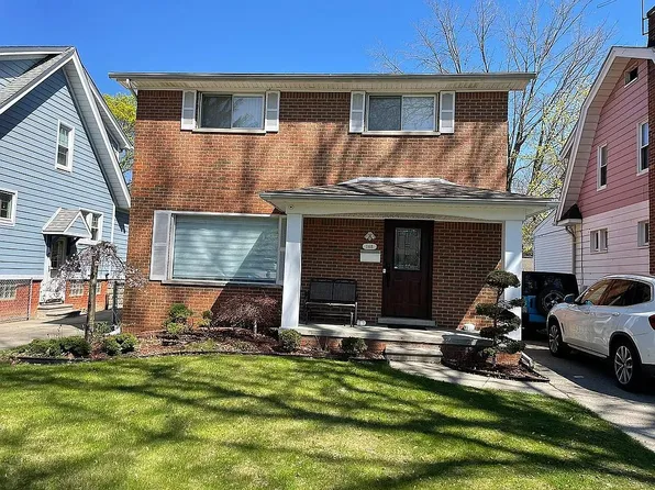 148 N Gulley Rd, Dearborn, MI 48128
