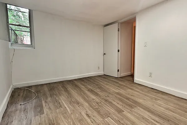 Rented by Keller Williams NYC | media 20