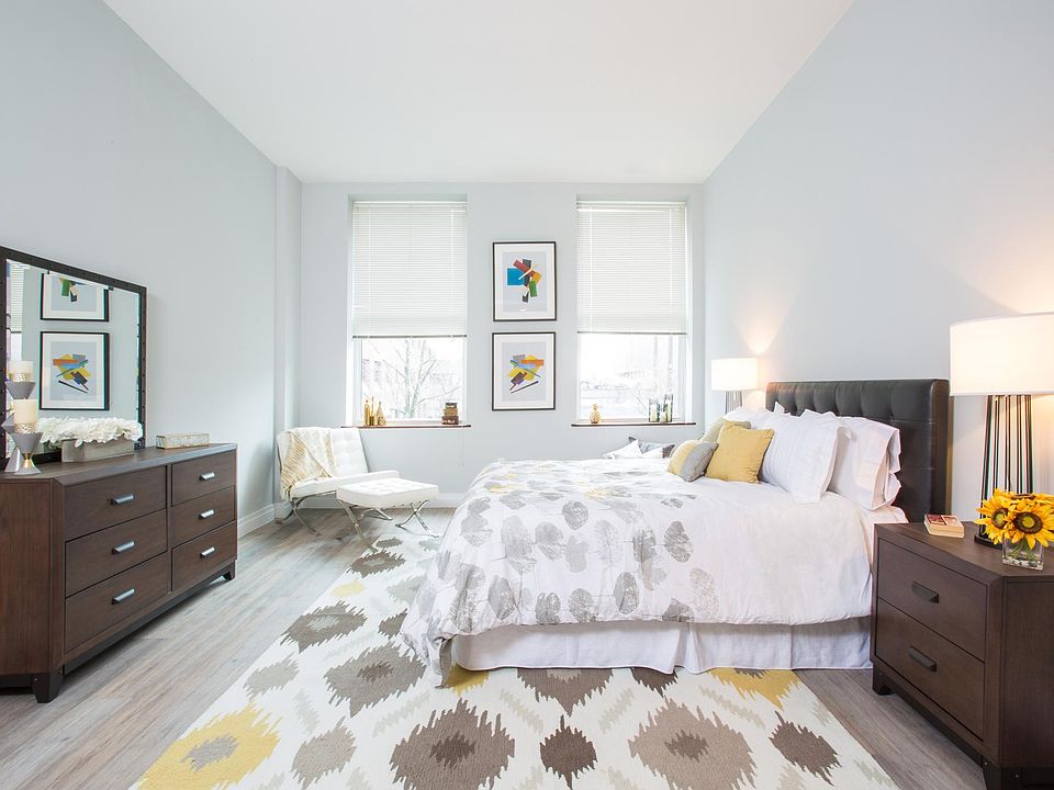 2nd image of 100 Temple St APT 301