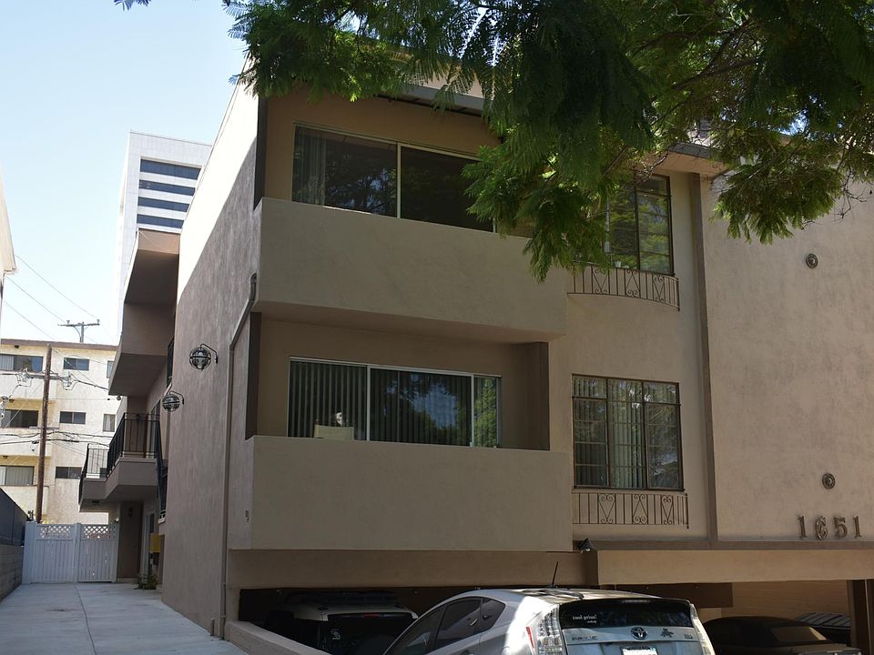 Building Photo 3